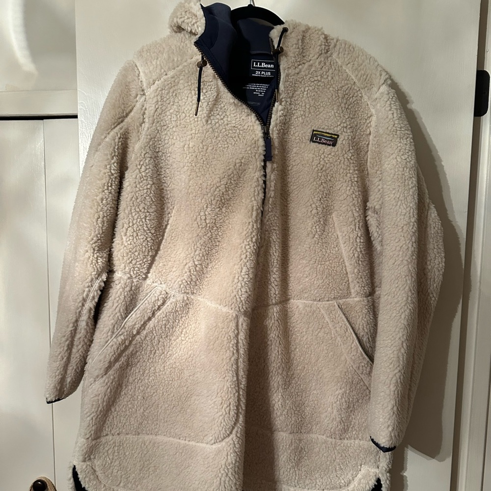 LLBean Cream Fleece Jacket
